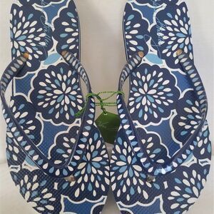 Vera Bradley Fip Flops Petal Splash LG (9-10)